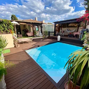 https://bungalow-aloha-con-piscina-privada.hotelsinnerja.org